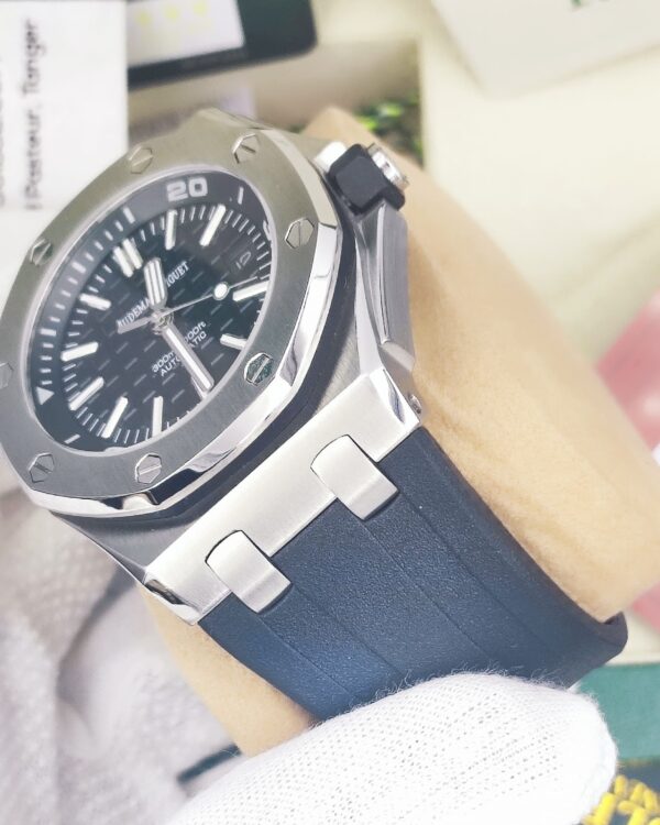 Audemars Piguet Offshore Diver Black Dial 42 mm