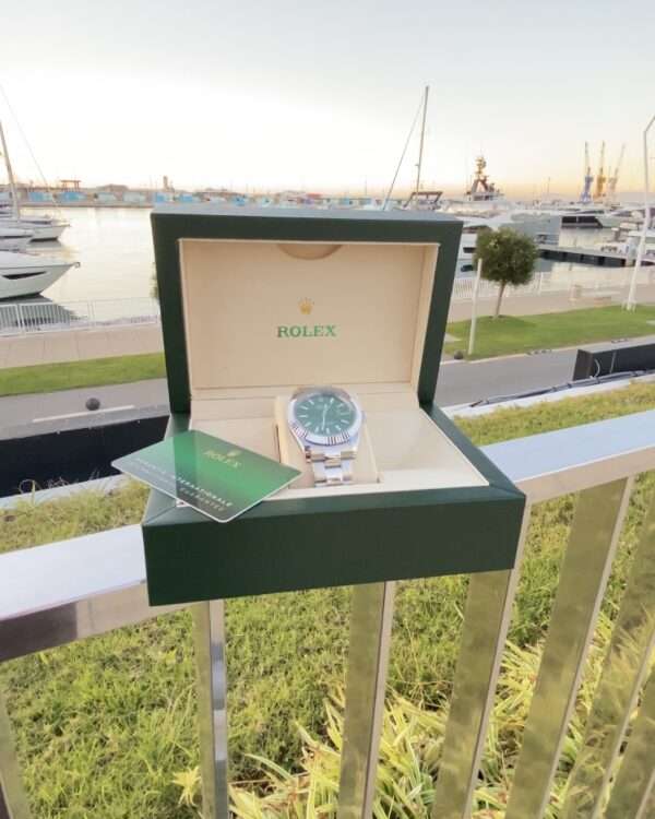 Rolex Date Just Green Dial 41 mm