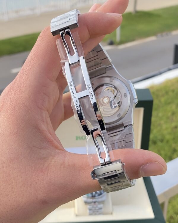 Patek Philippe Nautilus Bleu Dial 41 mm