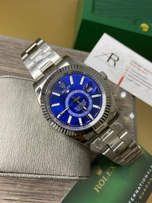 Rolex Sky Dweller Bleu Dial 42 mm