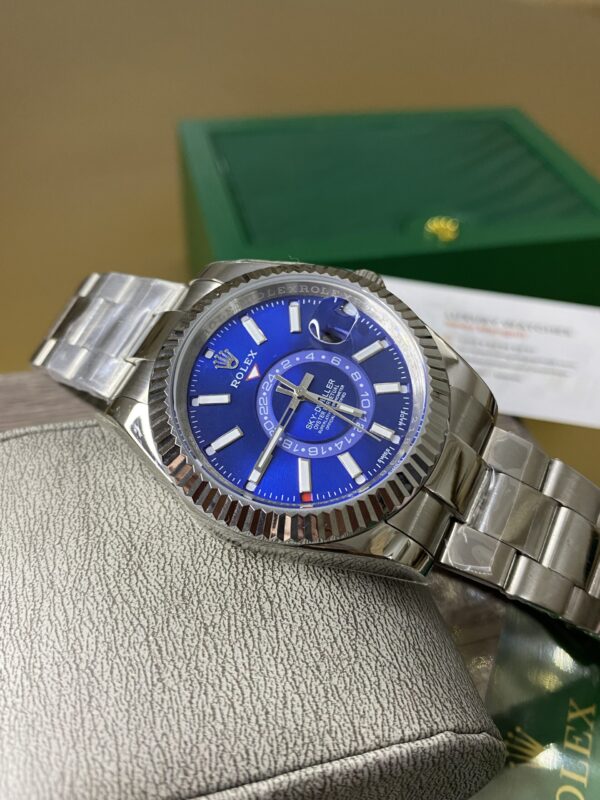 Rolex Sky Dweller Bleu Dial 42 mm