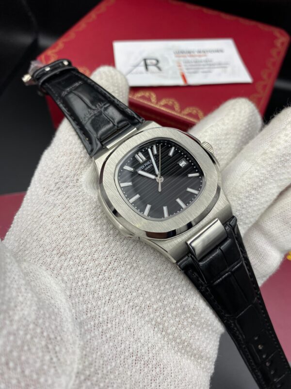 Patek Philippe Nautilus Black Dial Leather Straps 41 mm
