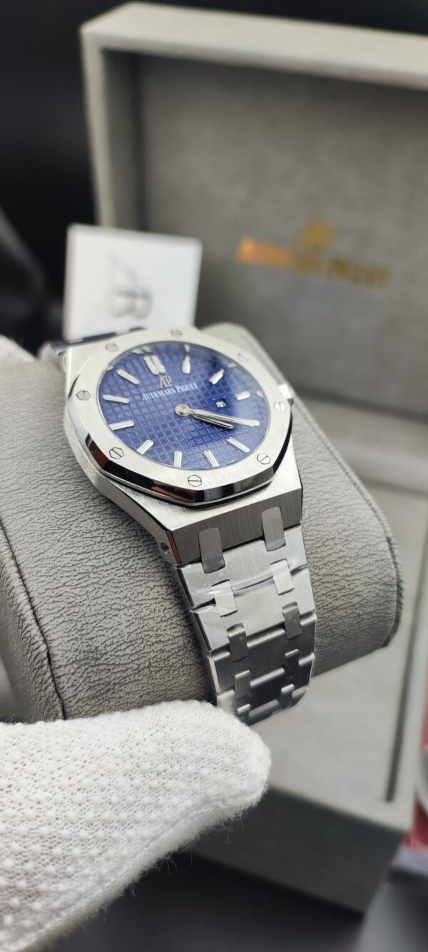 Audemars Piguet Royal Oak Bleu Dial 34 mm