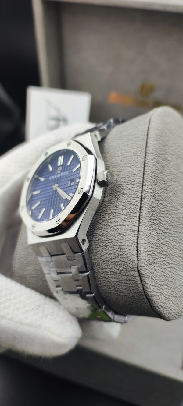 Audemars Piguet Royal Oak Bleu Dial 34 mm