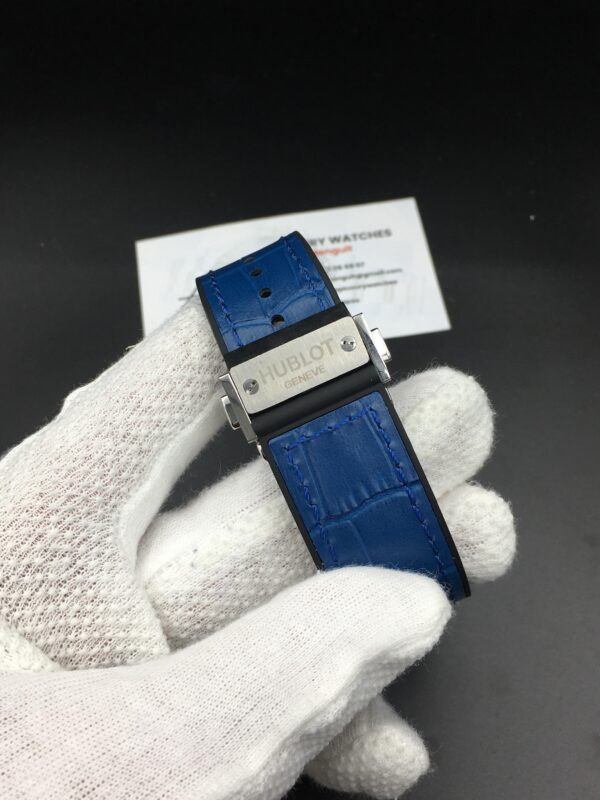 Hublot Classic Fusion Chronographe Diamonds Bleu Dial 42mm