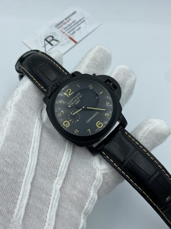 Panerai Luminor Full Black 47mm
