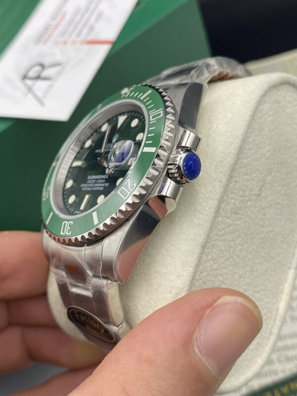 Rolex Submariner Hulk Green Dial 40 mm Swiss Quality