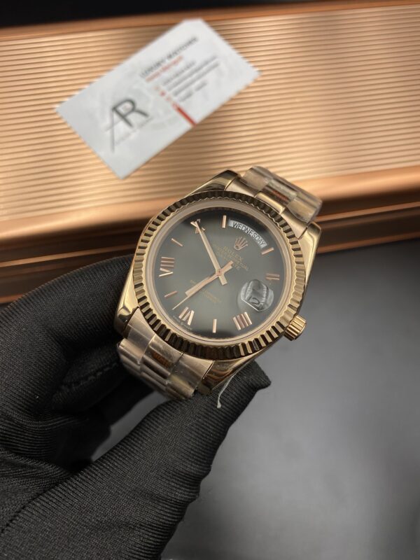 Rolex Day Date Rose Gold 41 mm Romain