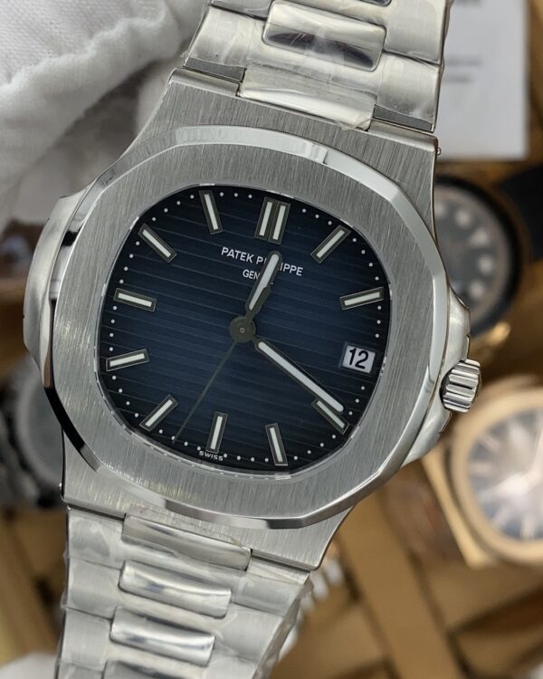 Patek Philippe Nautilus Bleu Dial 41 mm Swiss Quality