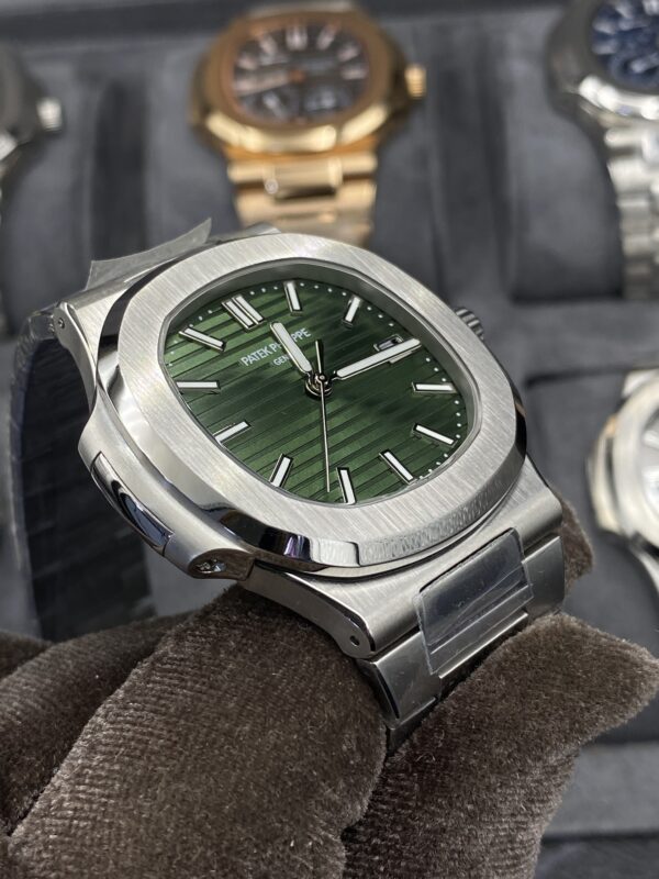 Patek Philippe Nautilus Green Dial 41 mm