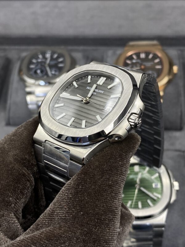 Patek Philippe Nautilus Grey Dial 41 mm