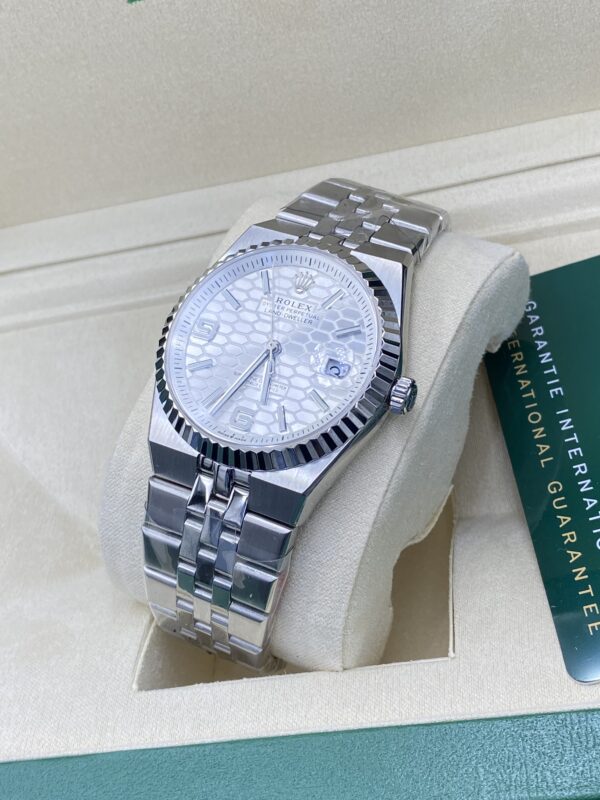 Rolex Date Oyster Perpetual Land-Dweller White Dial 41 mm