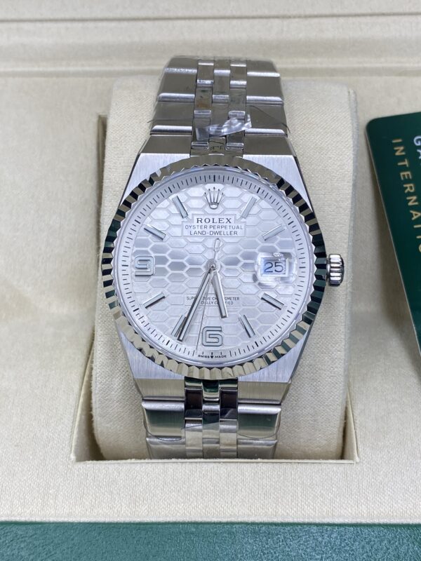 Rolex Date Oyster Perpetual Land-Dweller White Dial 41 mm