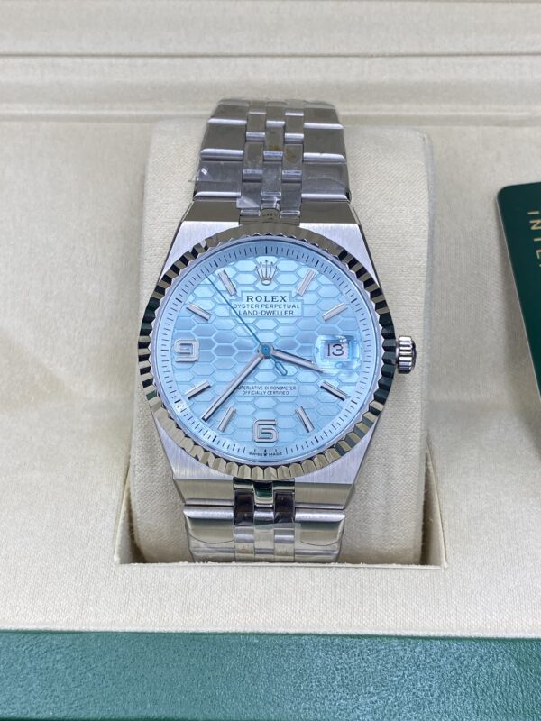 Rolex Date Oyster Perpetual Land-Dweller Blue Sky Dial 41 mm