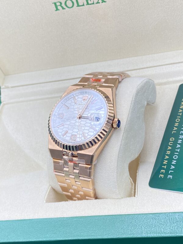 Rolex Date Oyster Perpetual Land-Dweller Rose Gold White Dial 41 mm