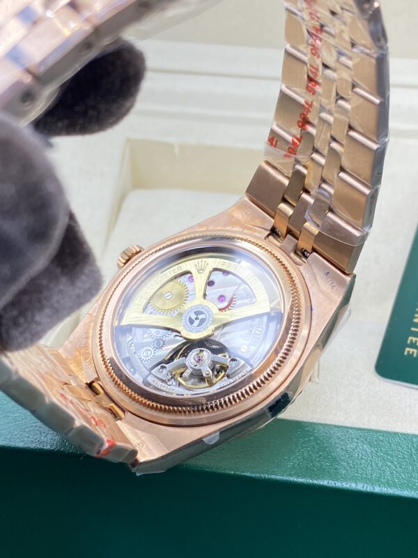 Rolex Date Oyster Perpetual Land-Dweller Rose Gold White Dial 41 mm
