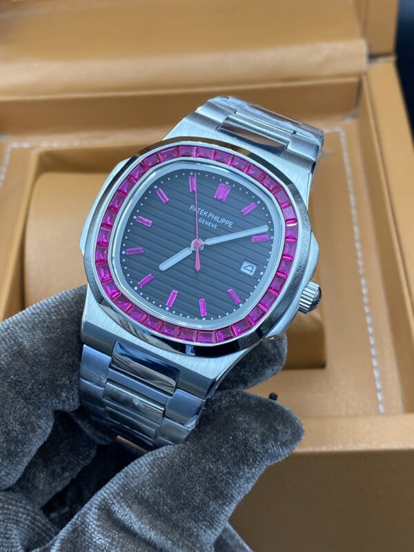 Patek Philippe Nautilus Rubby Bezel 41 mm