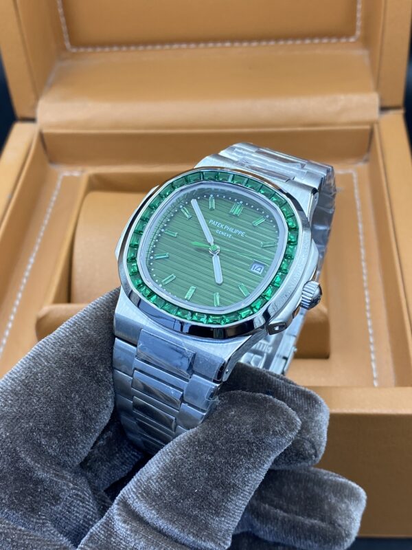 Patek Philippe Nautilus Rubby Bezel 41 mm