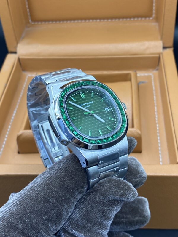 Patek Philippe Nautilus Rubby Bezel 41 mm
