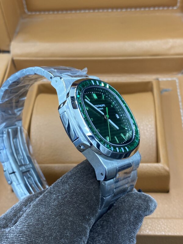 Patek Philippe Nautilus Rubby Bezel 41 mm