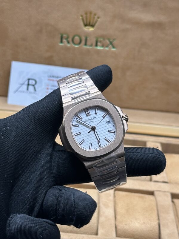Patek Philippe Nautilus Rose Gold 41 mm